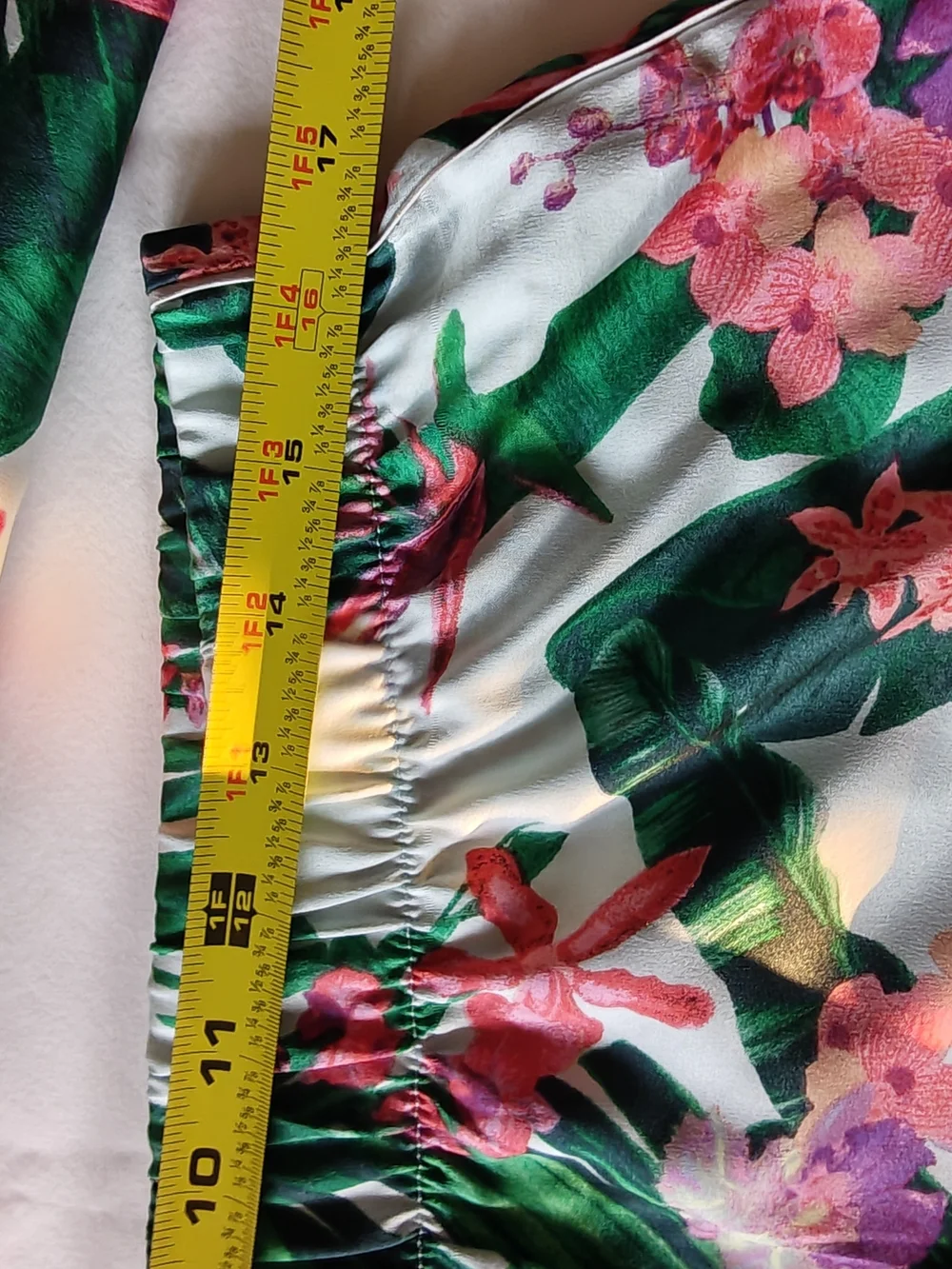 Victoria Secret Satin Floral Pajama Set in Mint & Green Size L